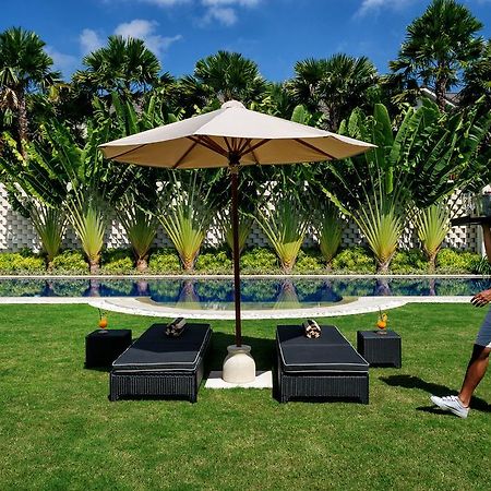 Semara Resort & Spa Seminyak ภายนอก รูปภาพ